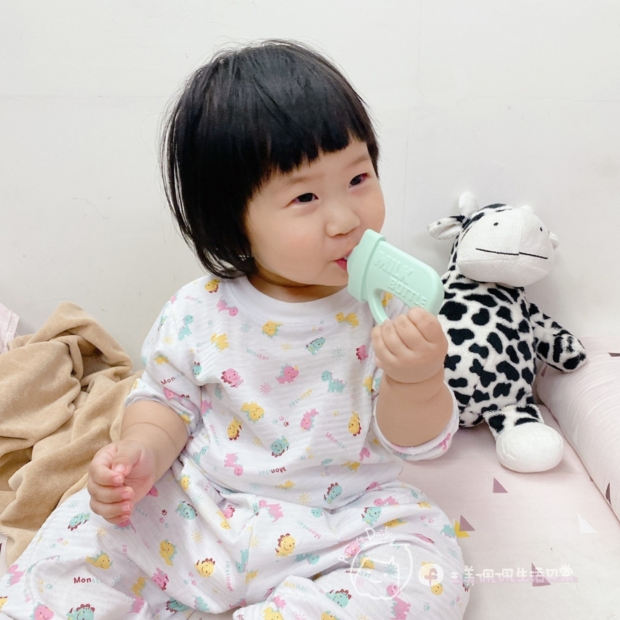 【育兒好物】用到長牙都還在咬的繽紛韓國Simtong奶瓶固齒器_img_12