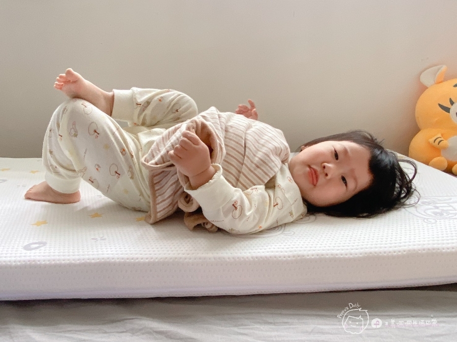 寶寶床墊推薦|安全無毒透氣防螨的QSHION可水洗床墊，讓寶寶舒適好眠_img_44
