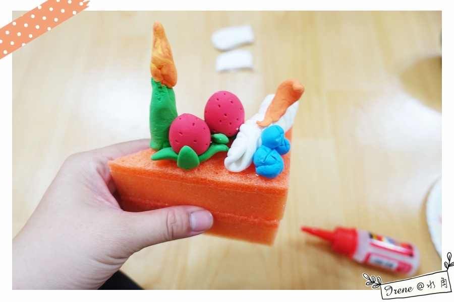 【藝起玩樂 DIY】母親節快樂，繽紛海綿蛋糕 ~製作分享_img_13